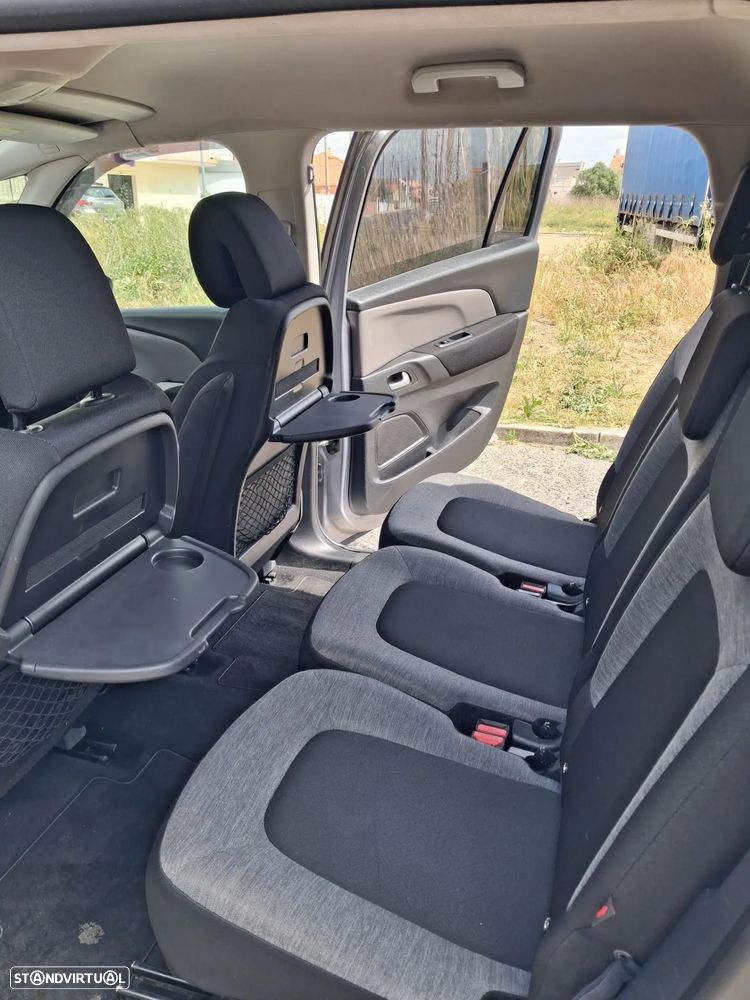 Citroën Grand C4 Spacetourer - 9