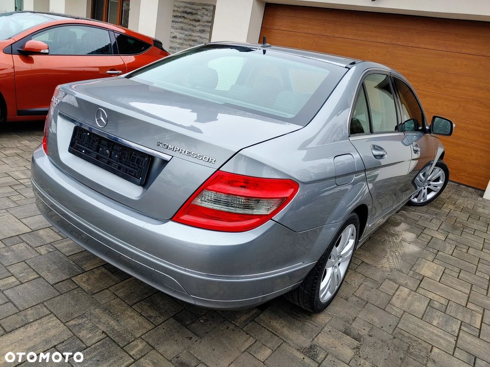 Mercedes-Benz Klasa C 180 Kompressor Avantgarde - 18