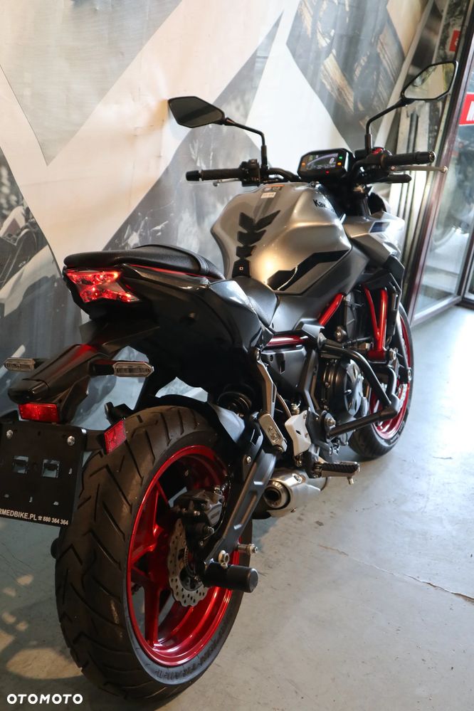 Kawasaki Z 650 - 24
