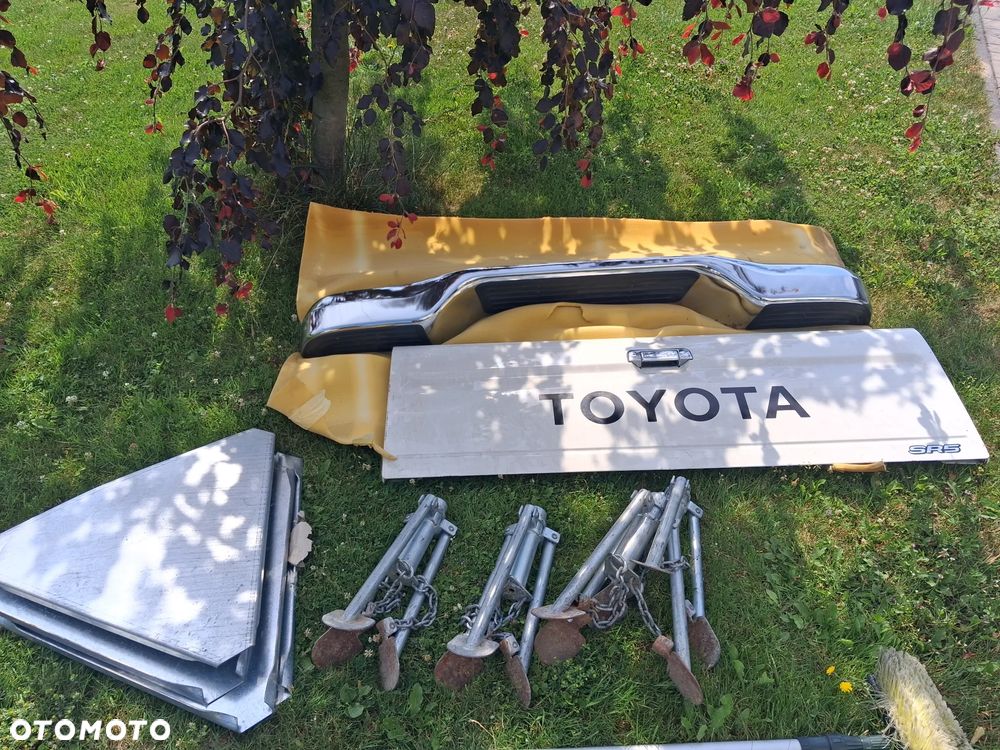 Toyota Hilux polycompsit loge mobile - 13