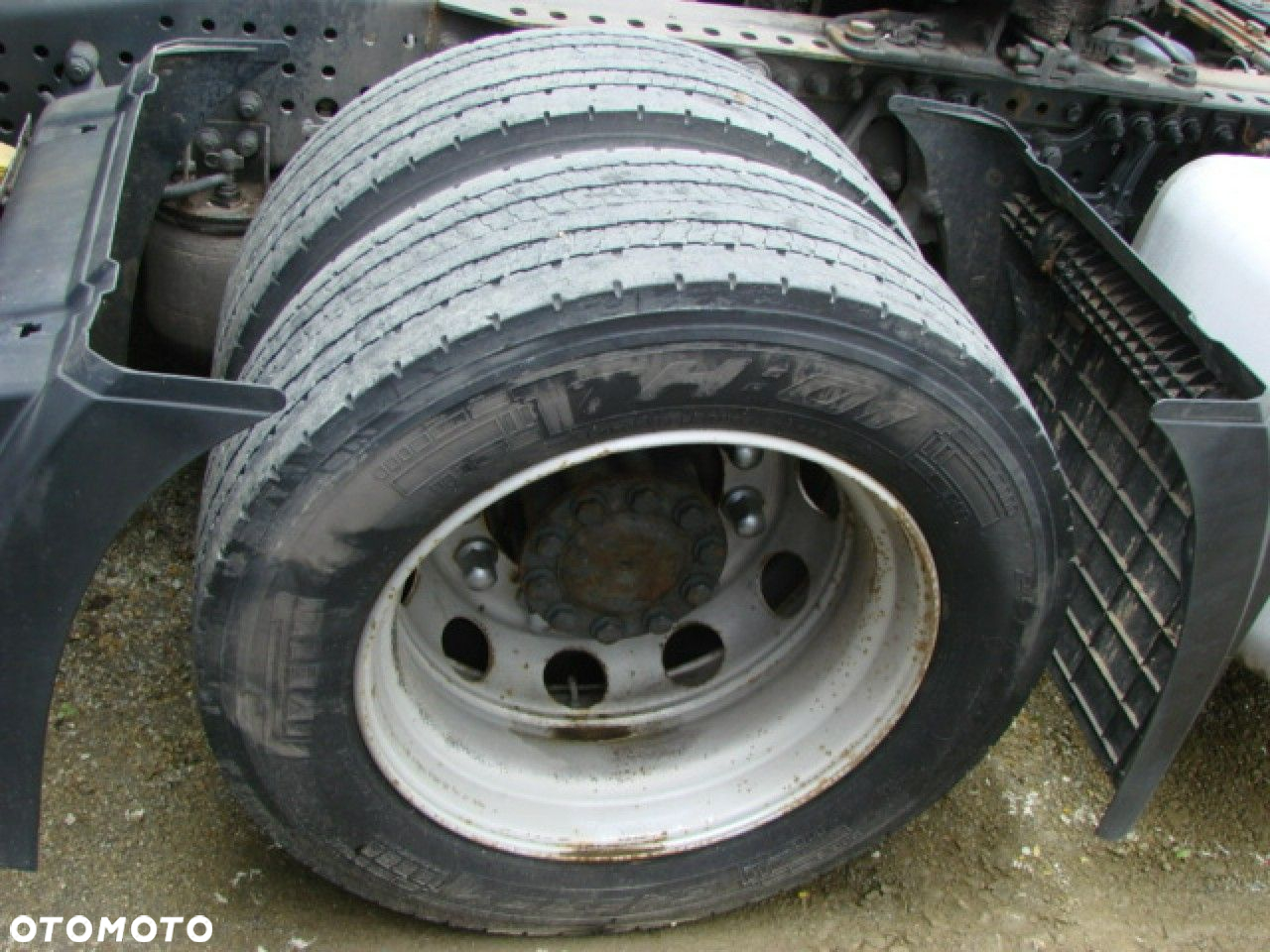 Mercedes-Benz Actros - 28