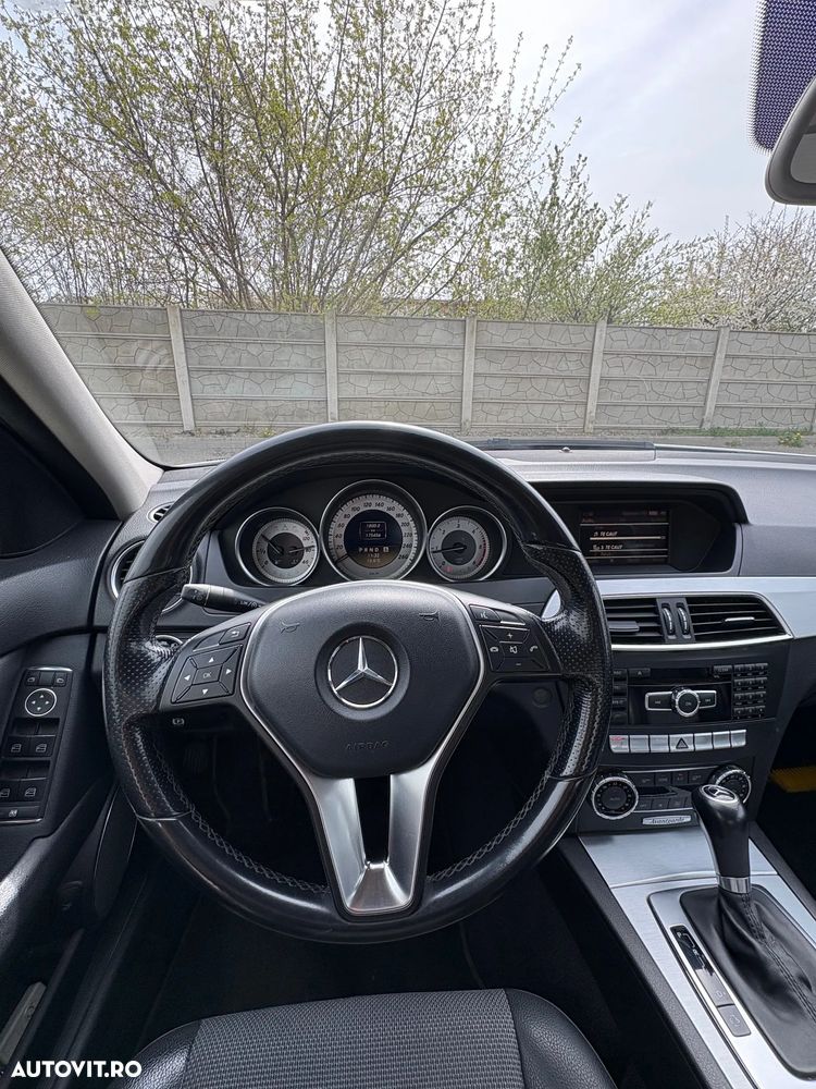 Mercedes-Benz C 200 CDI DPF Automatik BlueEFFICIENCY Avantgarde - 5