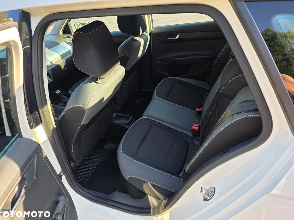 Skoda Fabia - 16