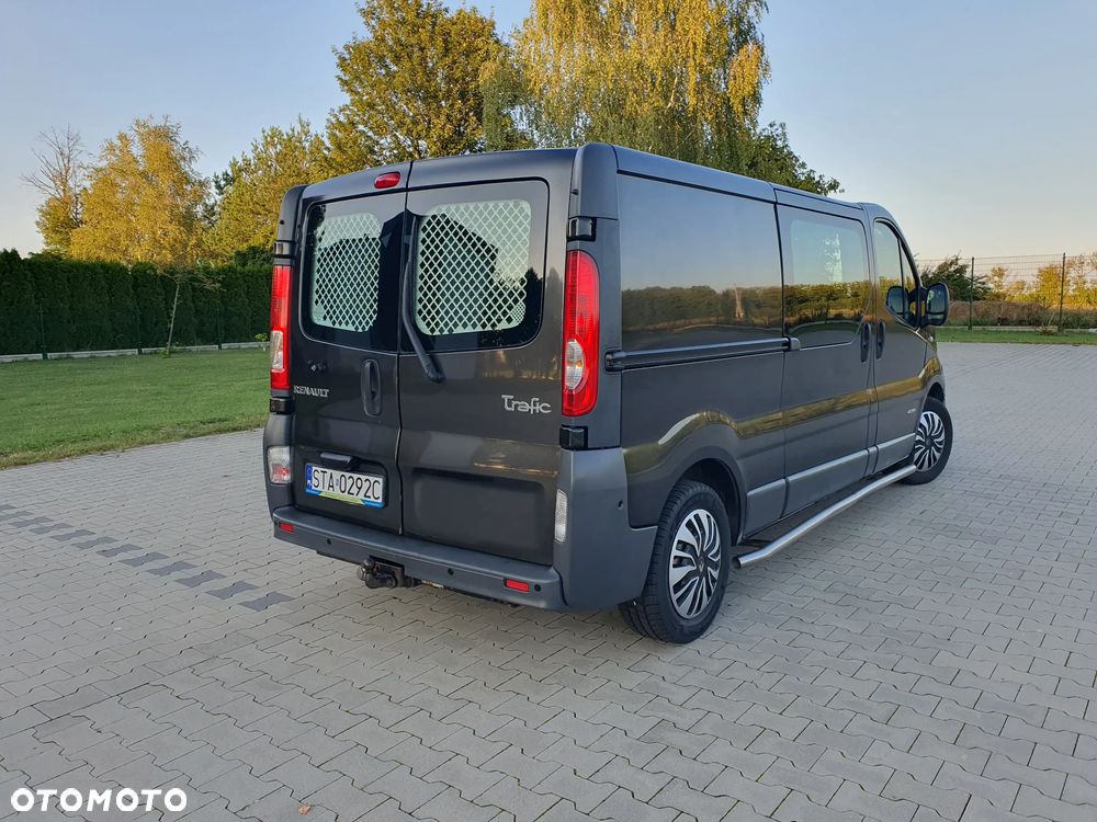 Renault TRAFIC - 7