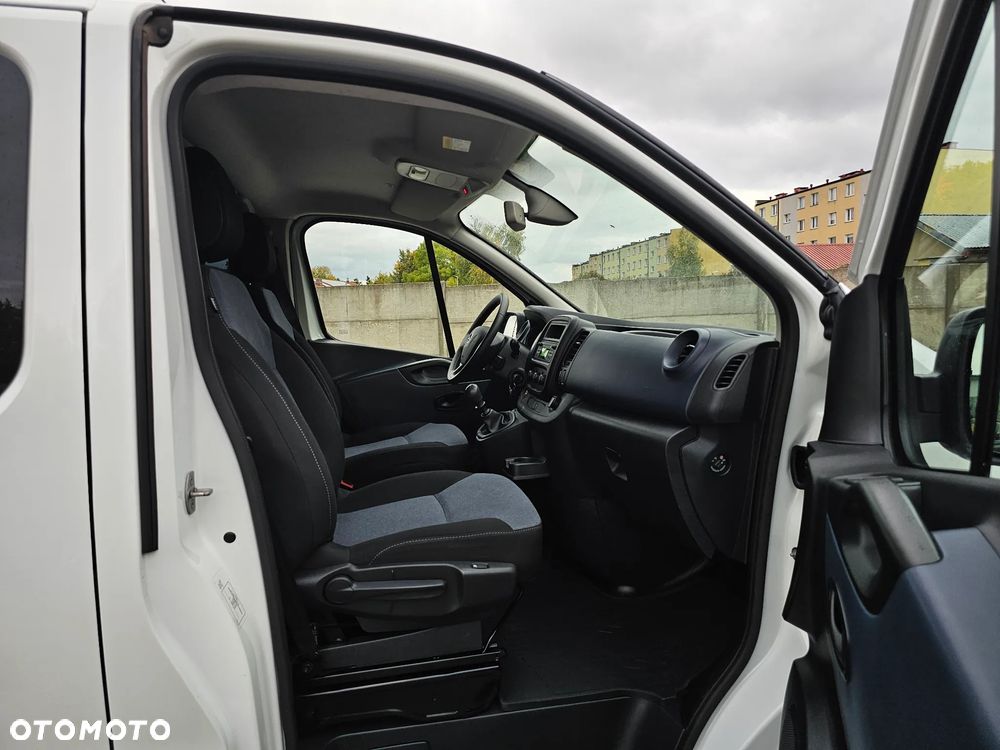 Opel Vivaro - 16
