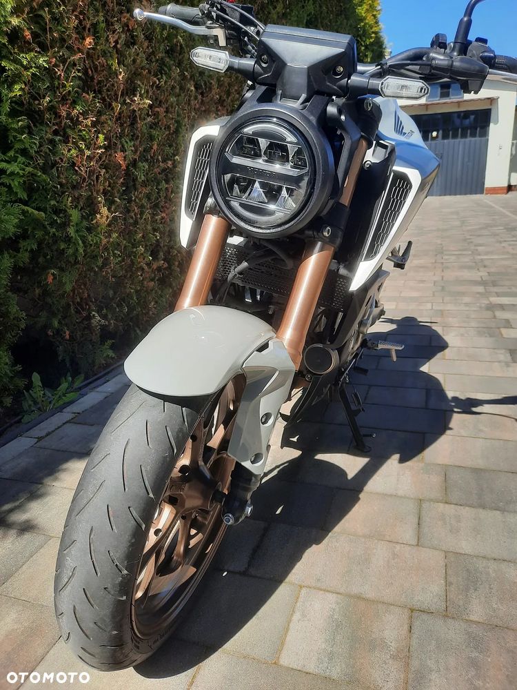 Honda CB - 3