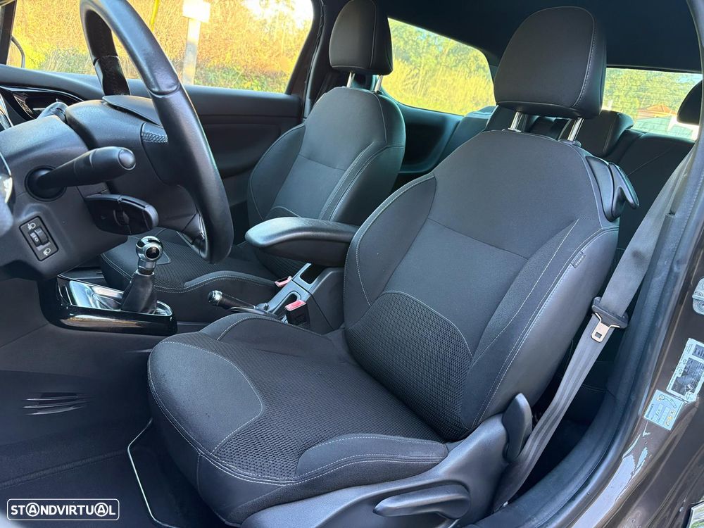 Citroën DS3 1.6 e-HDi So Chic - 7