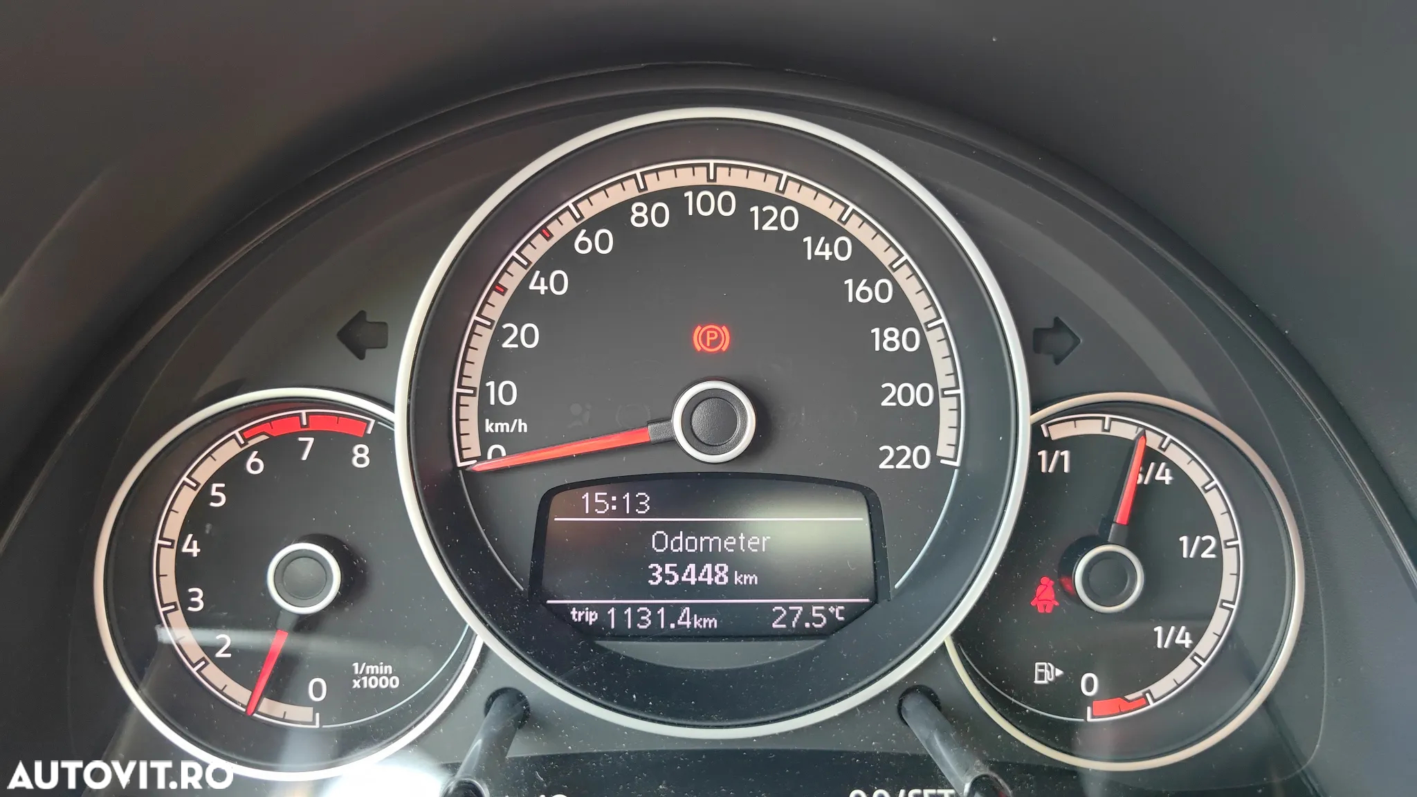 Volkswagen up! GTI - 8