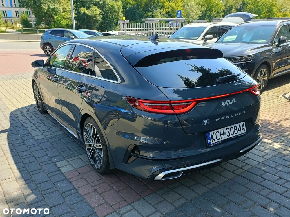 Kia ProCeed - 7