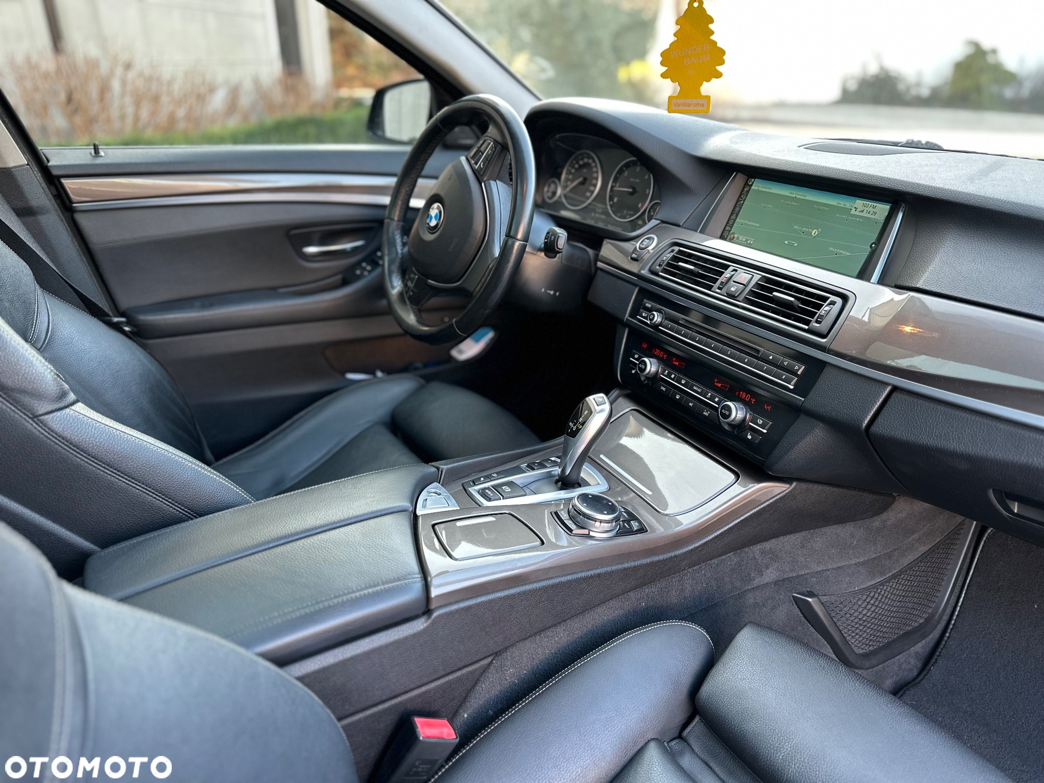 BMW Seria 5 525d xDrive Modern Line - 28