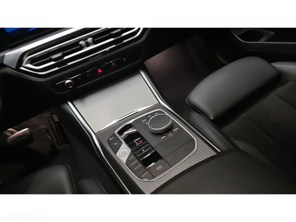 BMW Seria 3 320d xDrive mHEV M Sport - 22