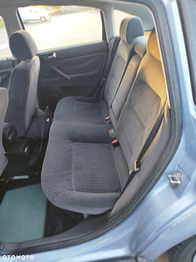 Volkswagen Passat 1.8 - 26