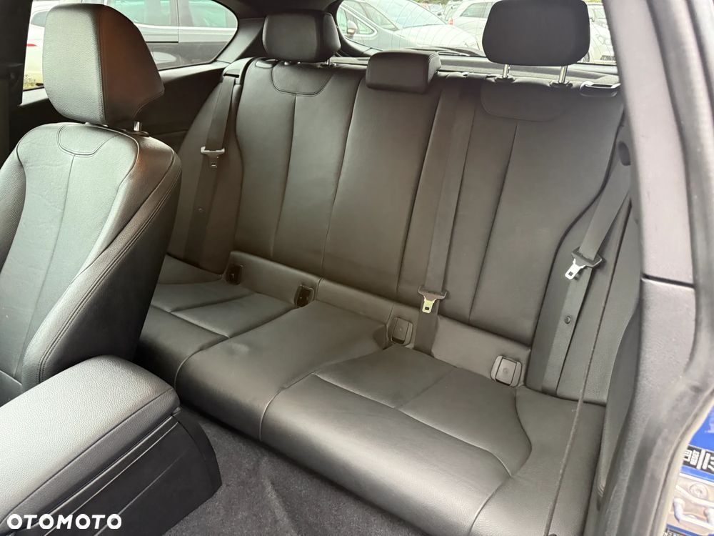 BMW Seria 1 116i Sport Line - 33