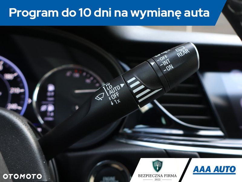Opel Insignia - 19