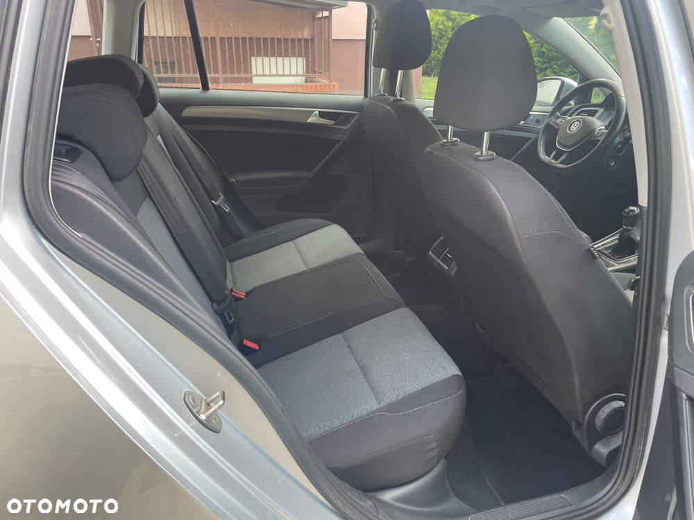 Volkswagen Golf 1.6 TDI BMT Comfortline - 35