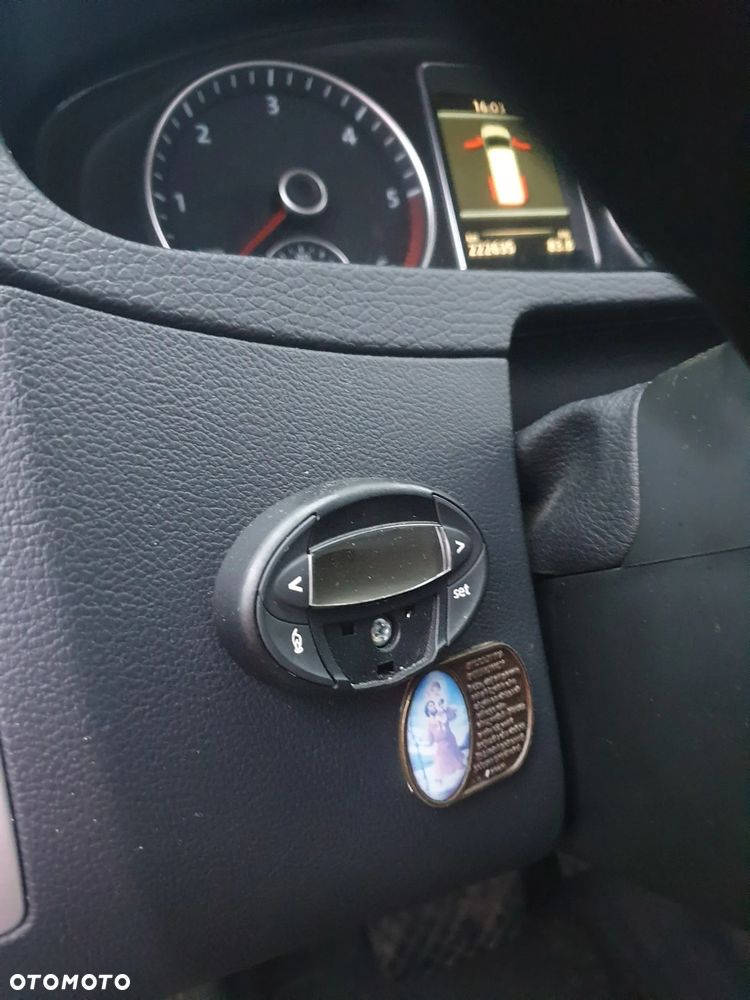 Volkswagen Multivan - 17