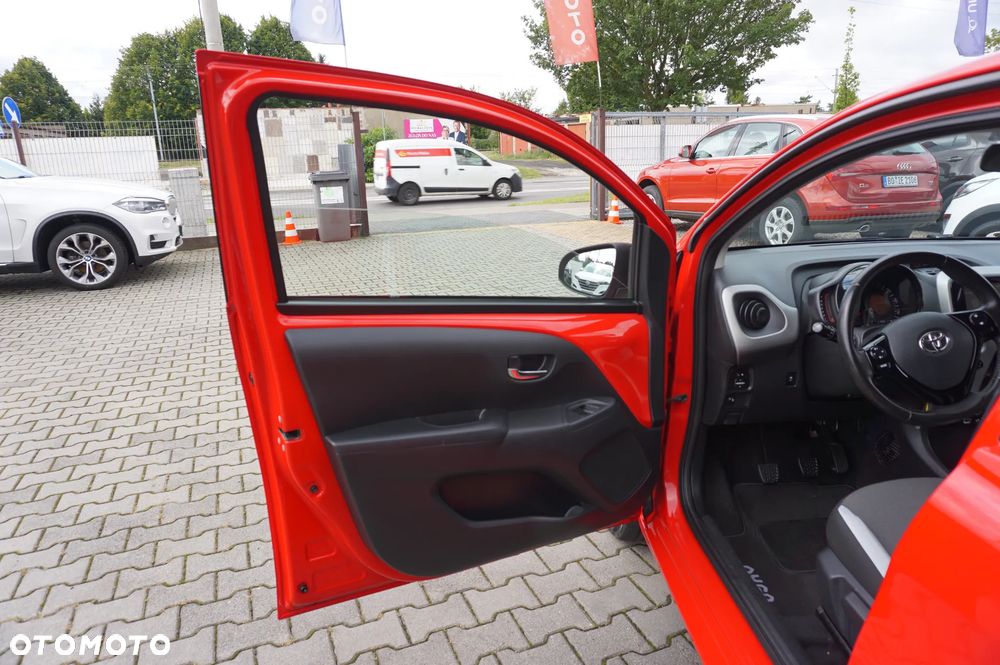 Toyota Aygo x-play Edition-S - 20