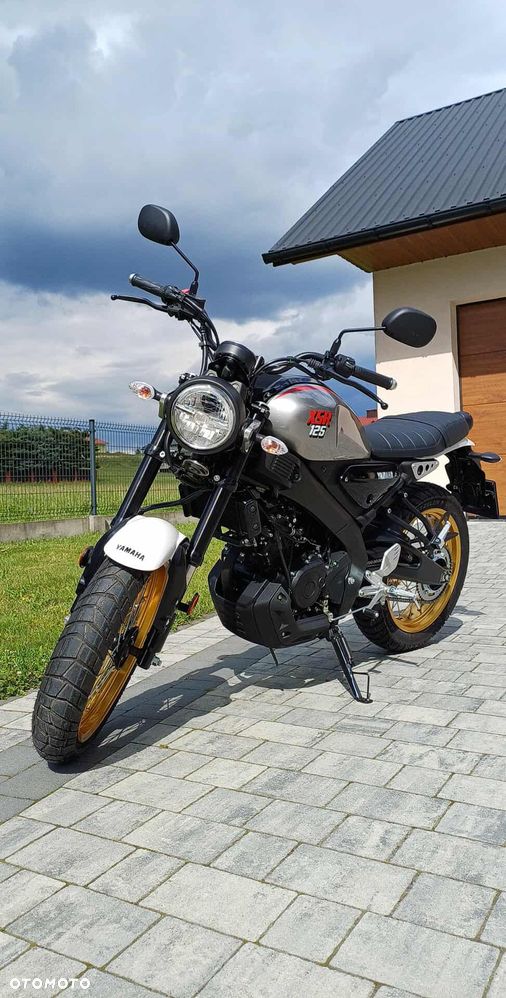 Yamaha XSR - 3