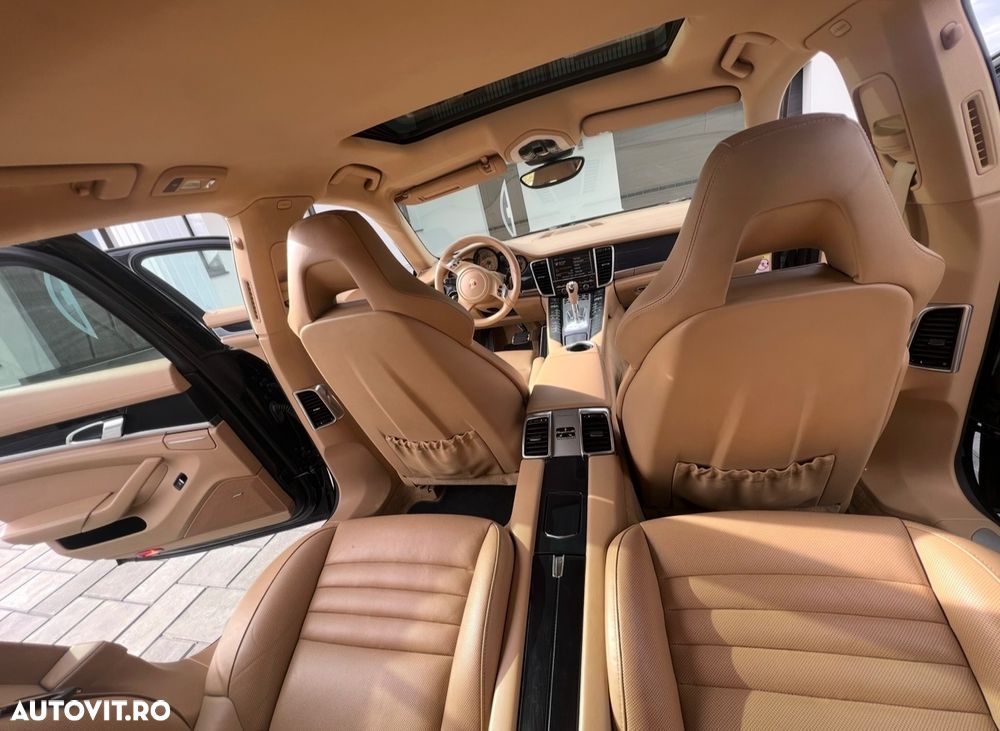 Porsche Panamera Diesel - 12