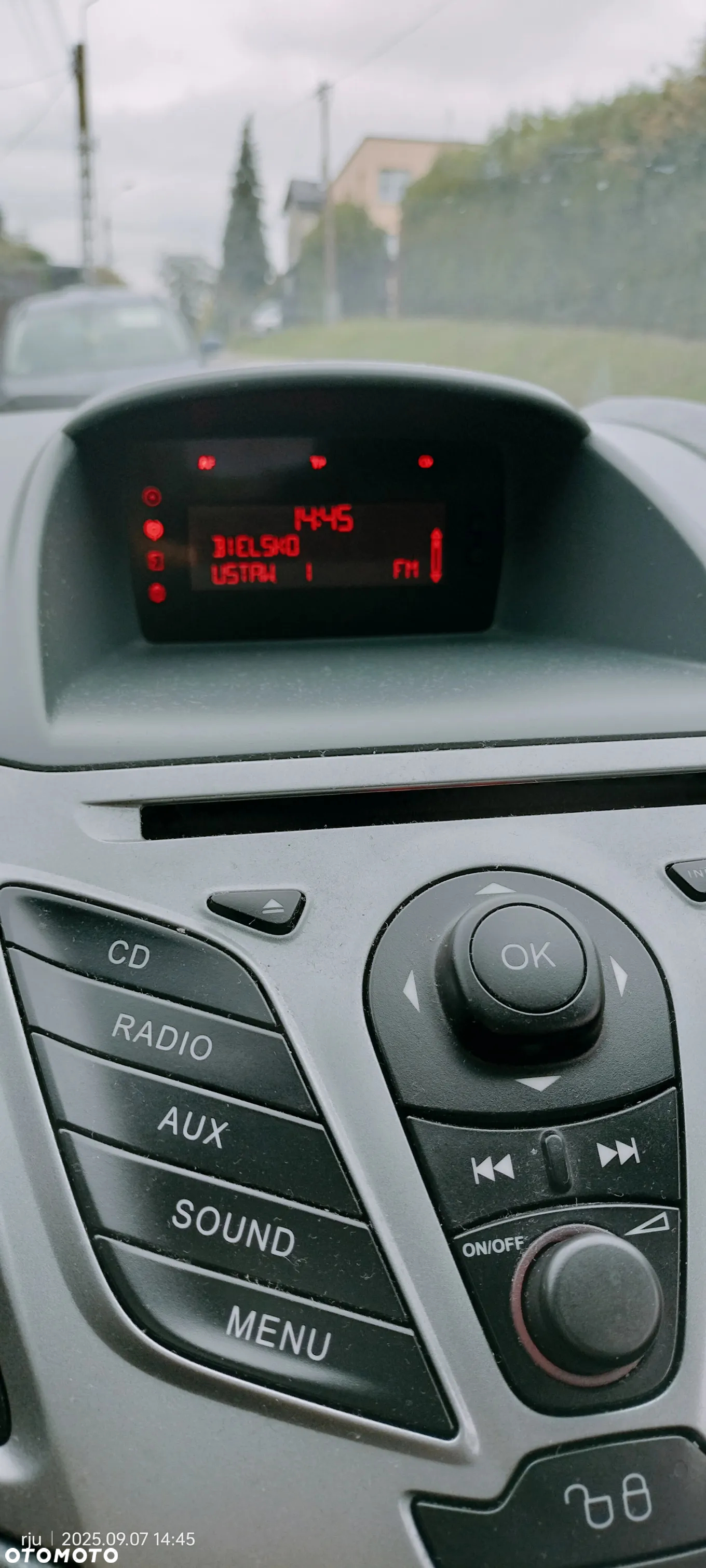 Ford Fiesta 1.25 Ambiente - 8