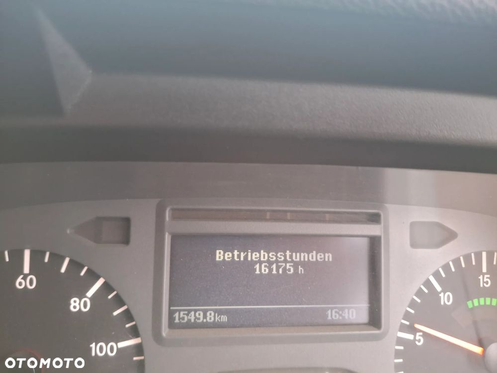 Mercedes-Benz Axor 1829 Zamiatarka Johnston 2 Silniki Szczotki L/R Karcher Listwa Ciśnieniowa - 31