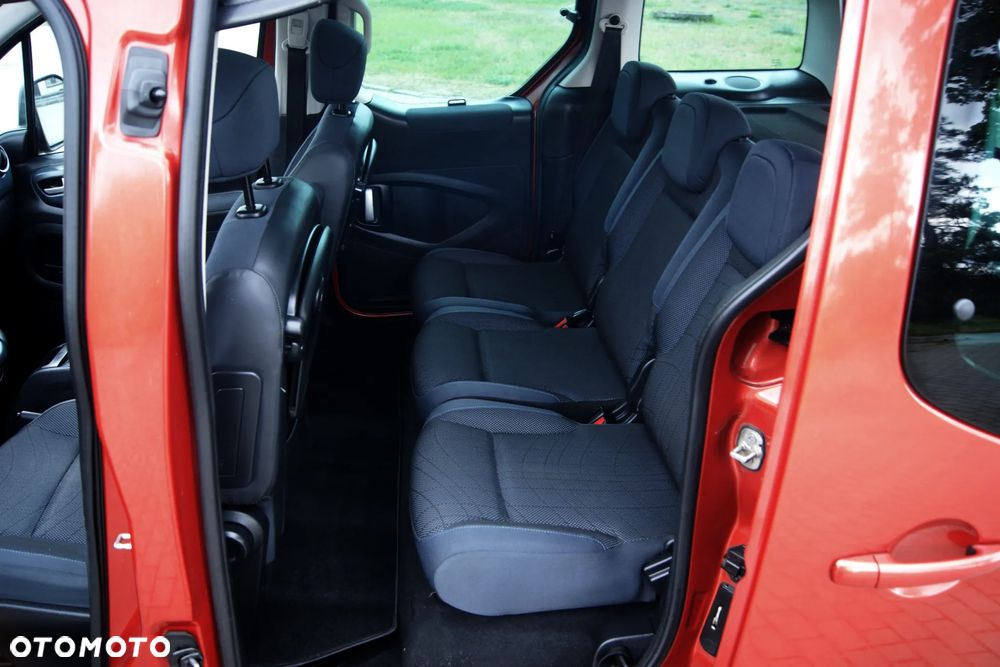 Peugeot Partner 110 Tendance mit Familien-Paket - 22