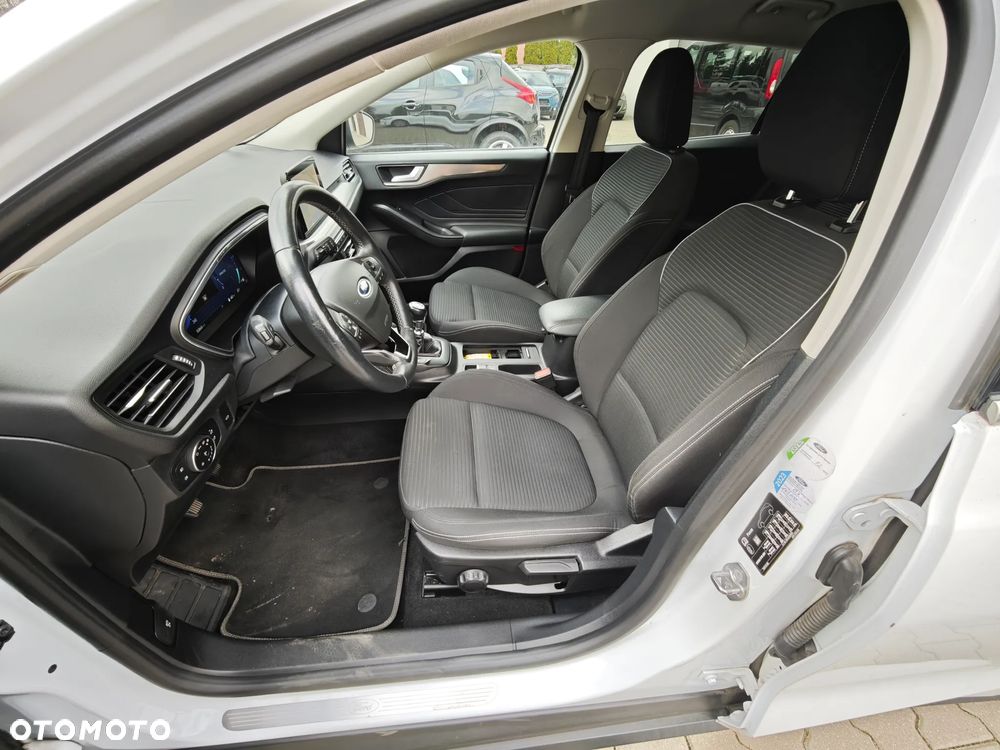 Ford Focus 1.5 EcoBlue STart-Stopp-System TITANIUM X - 30