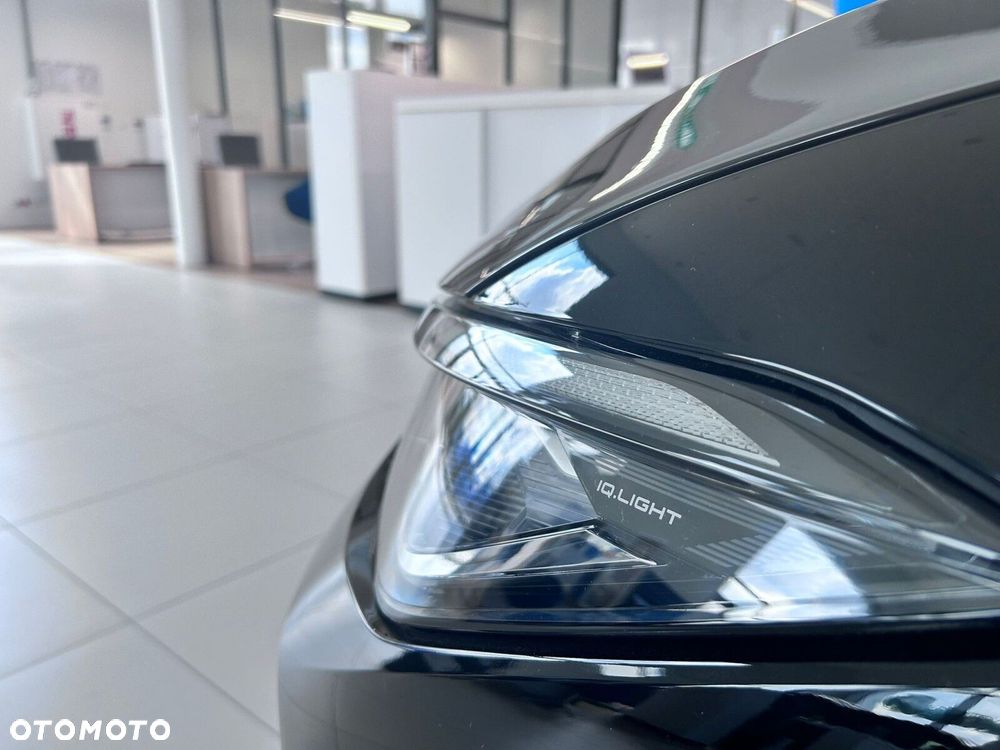 Volkswagen Passat - 6