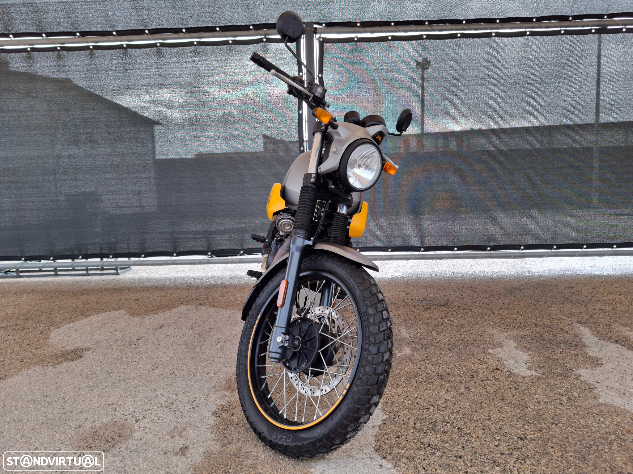 Royal Enfield Himalayan Scram 411 - 2