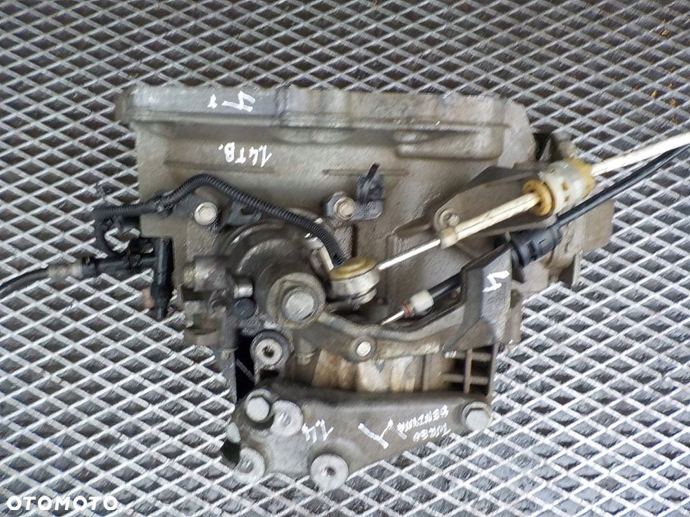 OPEL ASTRA IV J INSIGNIA A SKRZYNIA BIEGÓW M32 1.4 TURBO 55569879 - 2