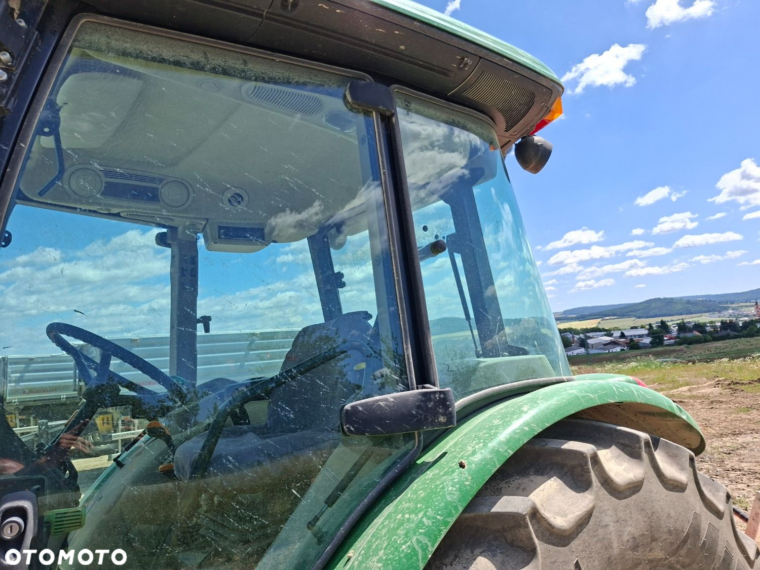 John Deere 5075E 4X4 - 35