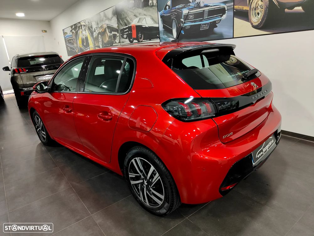 Peugeot 208 1.2 PureTech Allure EAT8 - 24