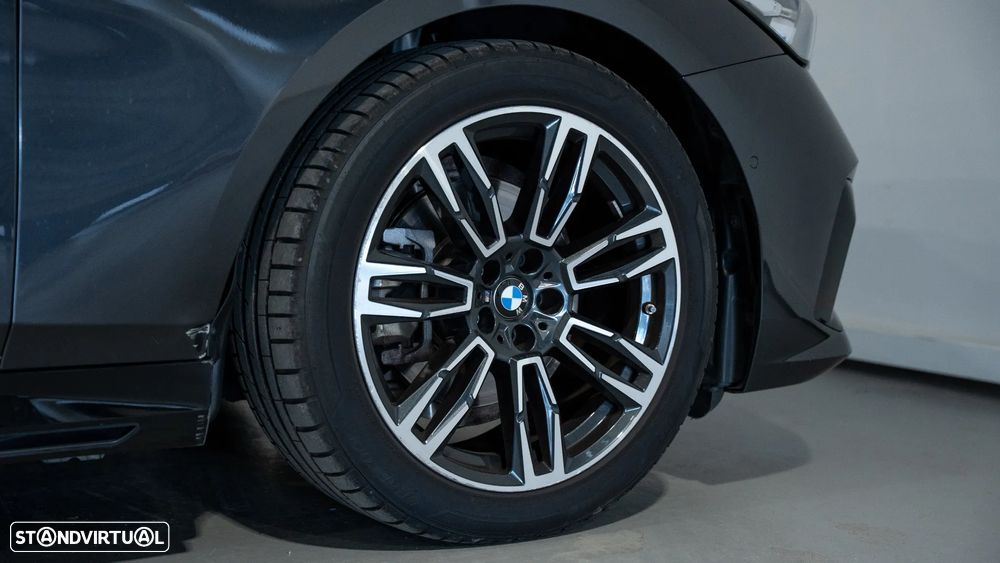 BMW 520 d Pack Desportivo M - 27