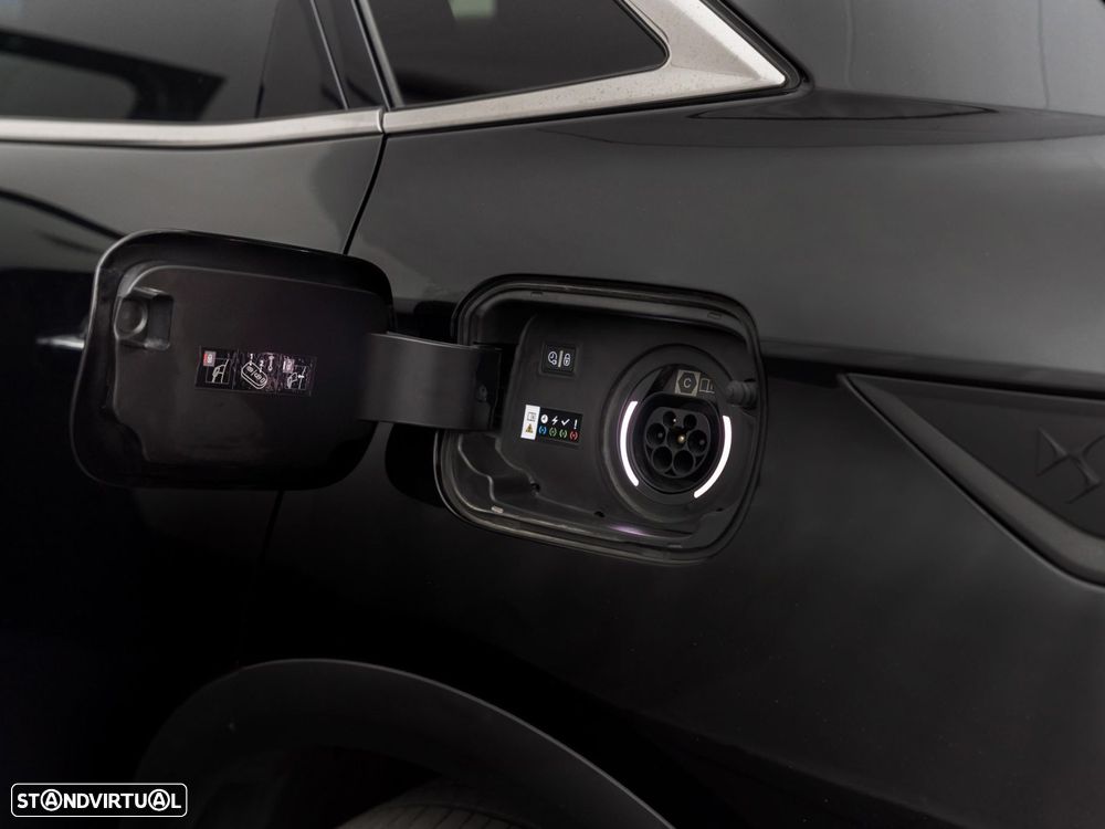 DS DS7 Crossback E-Tense Performance Line EAT8 - 13