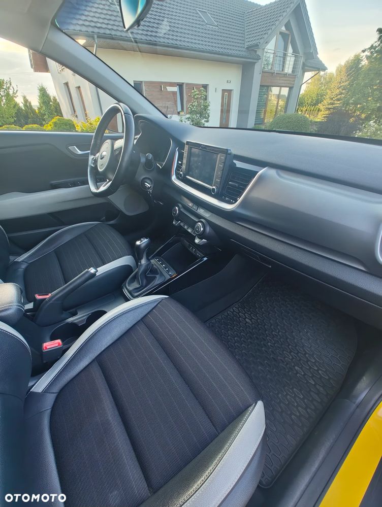 Kia Stonic 1.4 L - 11