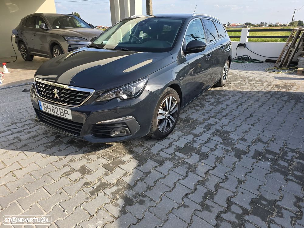 Peugeot 308 SW PureTech 130 GPF EAT8 Stop & Start Allure Pack - 4