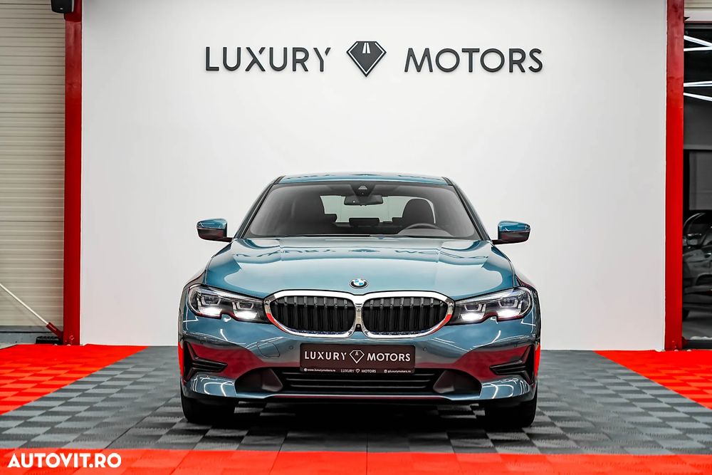 BMW Seria 3 330e Aut. Sport Line - 3