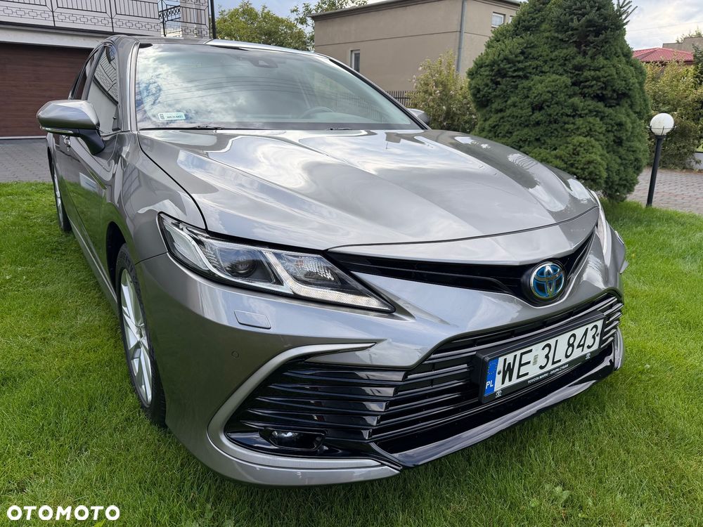 Toyota Camry - 2