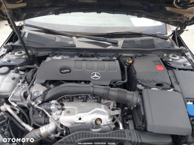 Mercedes-Benz Klasa A 220 4-Matic AMG Line 7G-DCT - 8