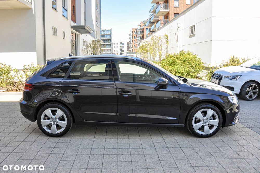 Audi A3 Sportback - 5