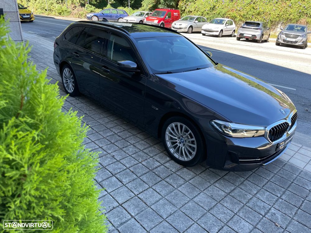 BMW 520 e - 12