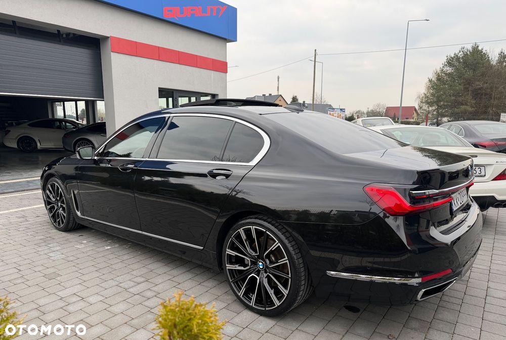 BMW Seria 7 740Li - 9