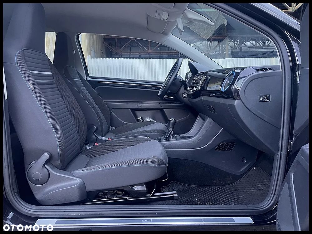 Volkswagen up! cup - 23