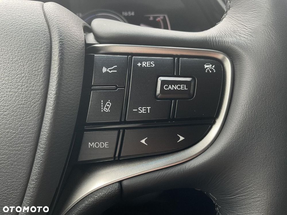 Lexus ES 300h F Sport Design - 23