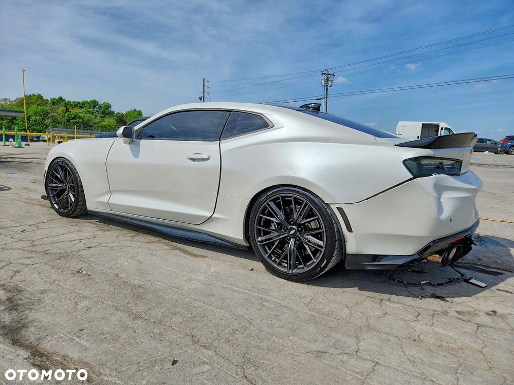 Chevrolet Camaro 6.2 V8 - 3