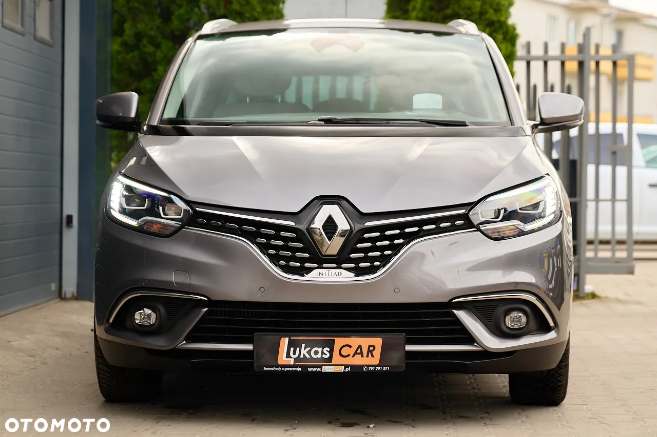 Renault Grand Scenic - 10