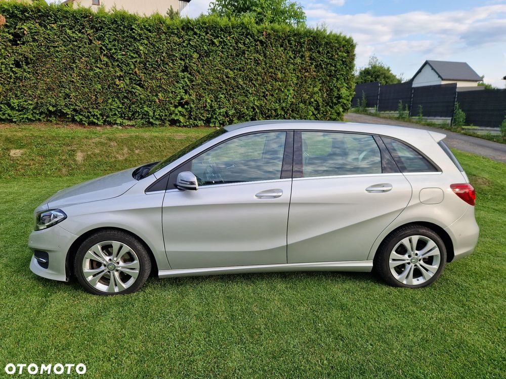 Mercedes-Benz Klasa B 180 - 11