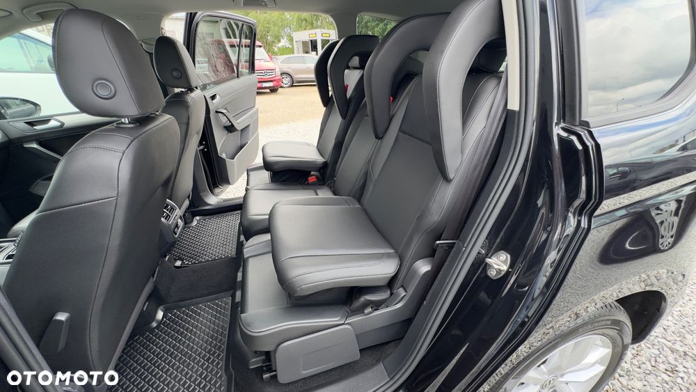 Volkswagen Touran 2.0 TDI SCR DSG Comfortline - 36