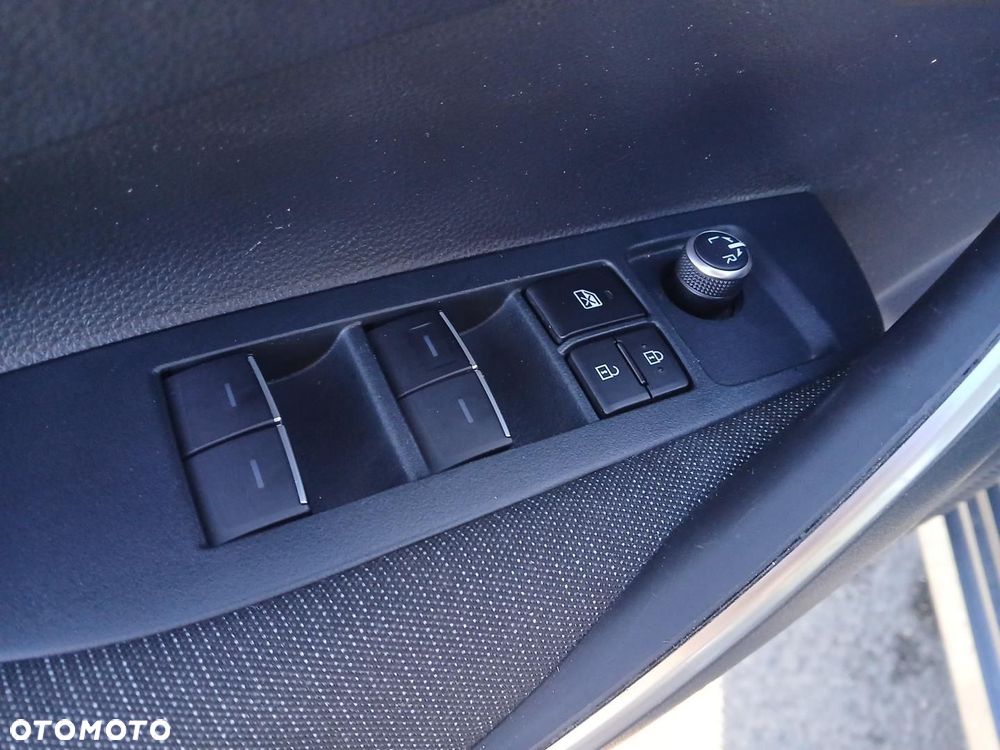 Toyota Corolla 1.8 Hybrid Comfort - 21