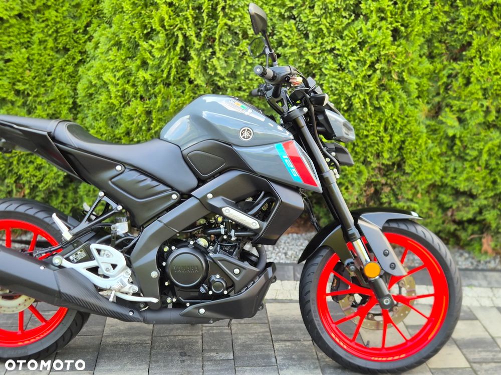 Yamaha MT - 7